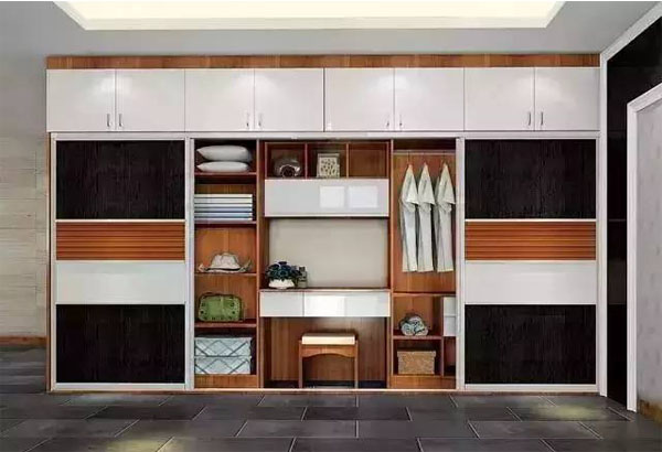 廈門衣柜企業(yè)提升核心競爭力才是走持續(xù)發(fā)展道路的關(guān)鍵