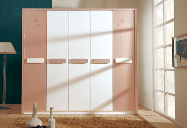 對(duì)于假冒偽劣情況 廈門衣柜企業(yè)需提升品牌的維權(quán)能力