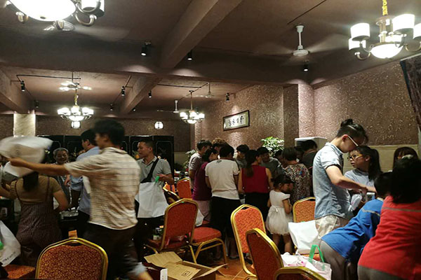 境城名匠:中秋博餅,就是要有這個(gè)熱鬧的氣氛!