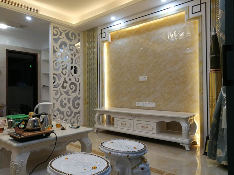 客廳電視柜實拍圖