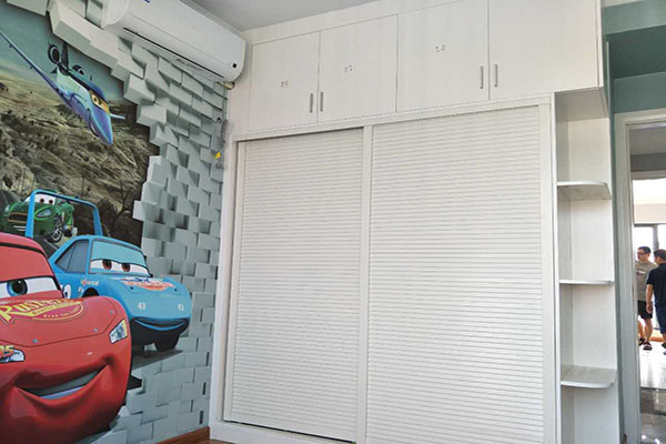 小孩房衣柜實(shí)拍圖