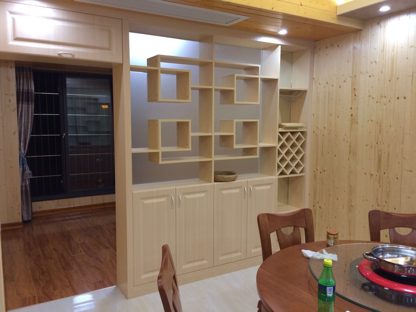 餐廳廳柜實拍圖