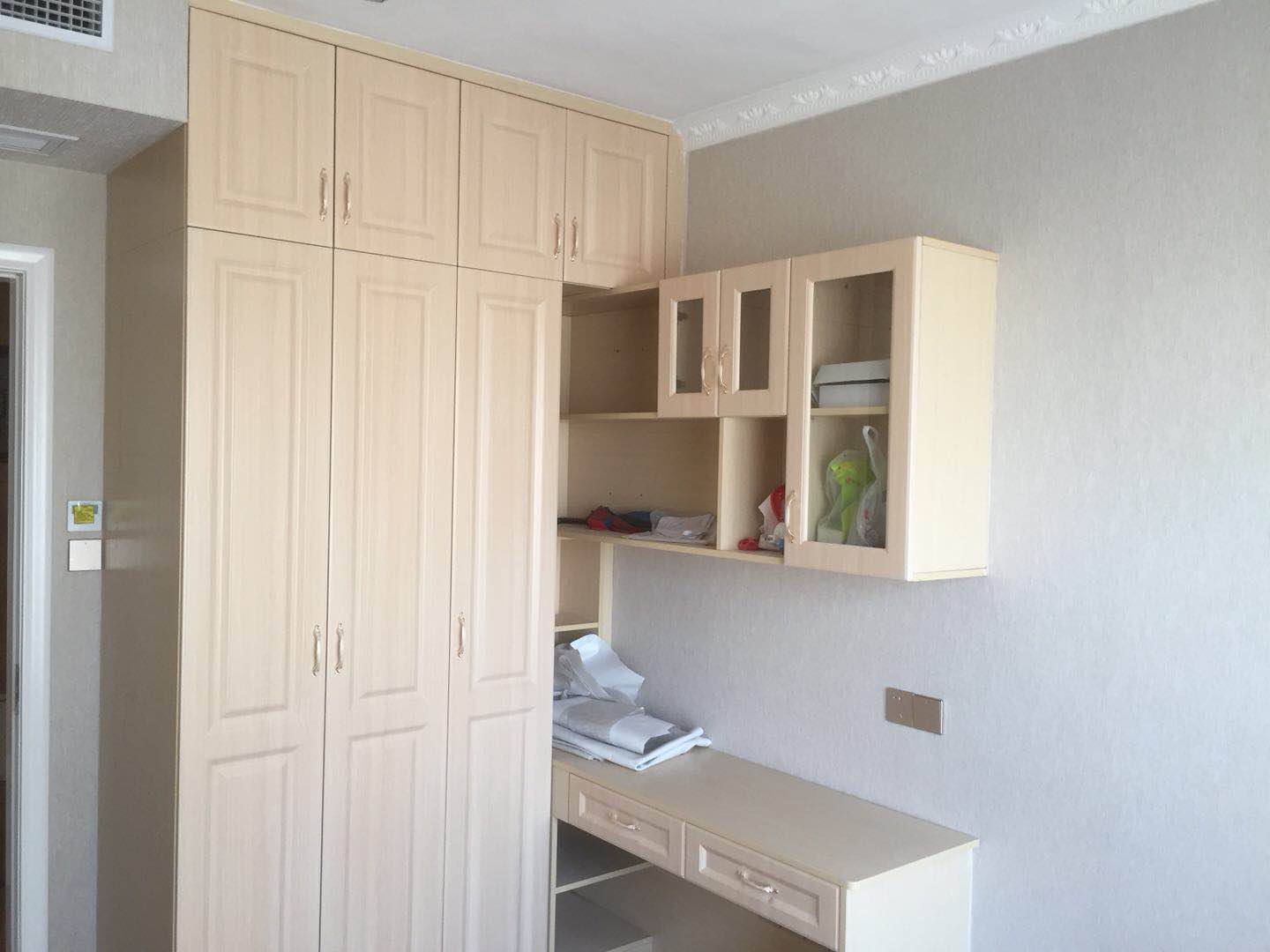 小孩房衣柜實(shí)拍圖