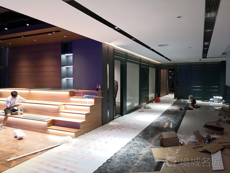 極簡展柜定制展示